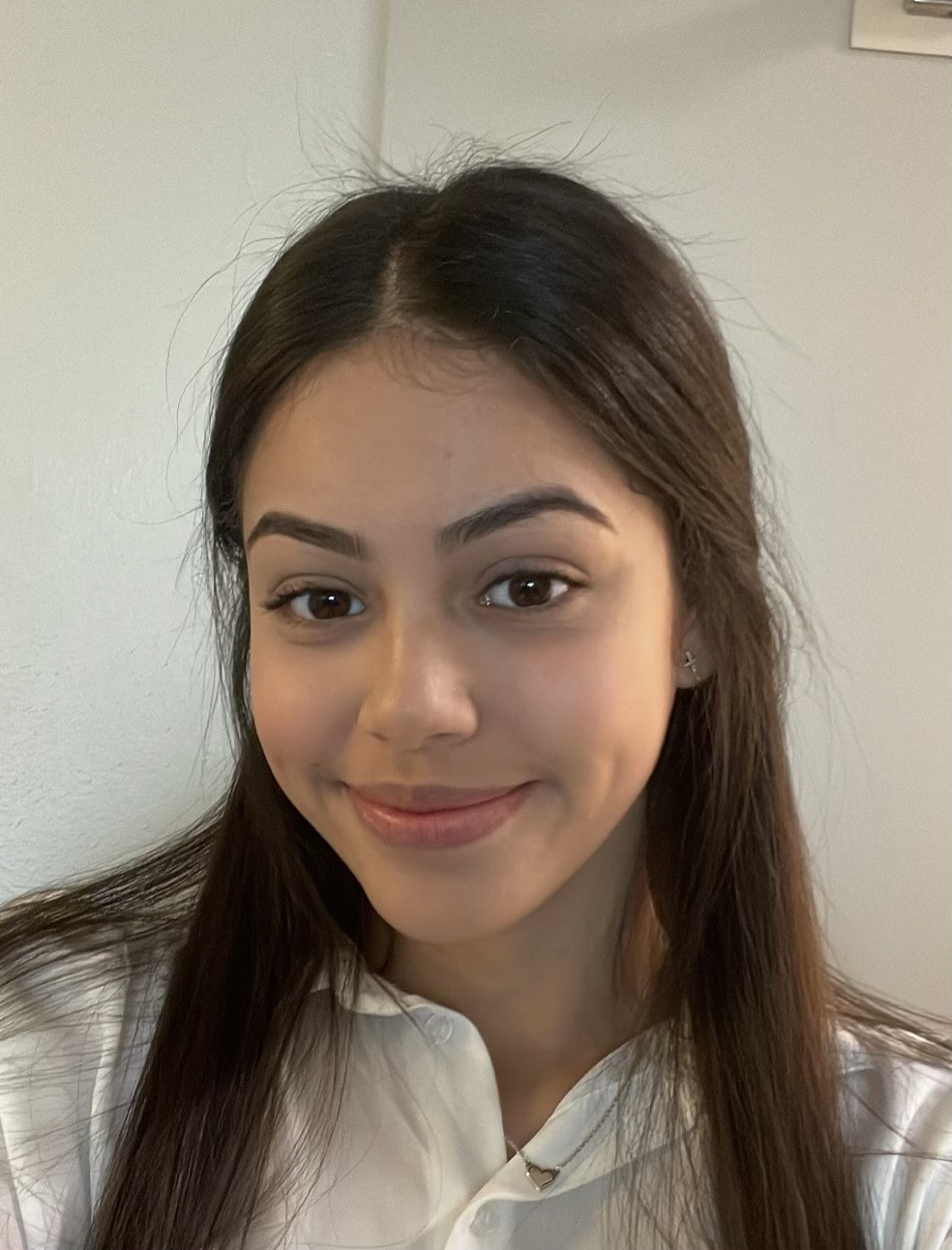 Iris Rivas smiling for the camera