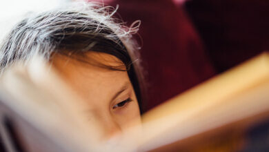 Reading for pleasure early in childhood linked to better cognitive performance and mental wellbeing in adolescence